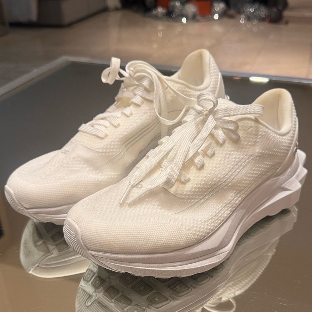 Alo Yoga Runner